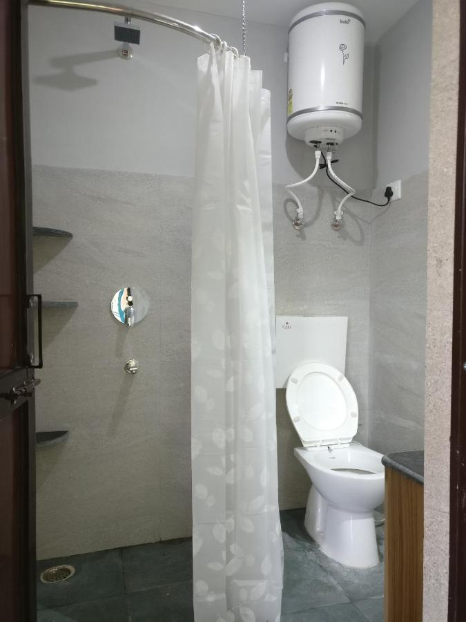 White Rabbit Guest House Dharamshala Esterno foto