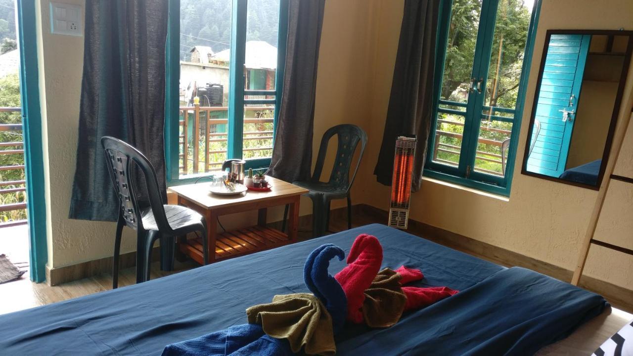 White Rabbit Guest House Dharamshala Esterno foto