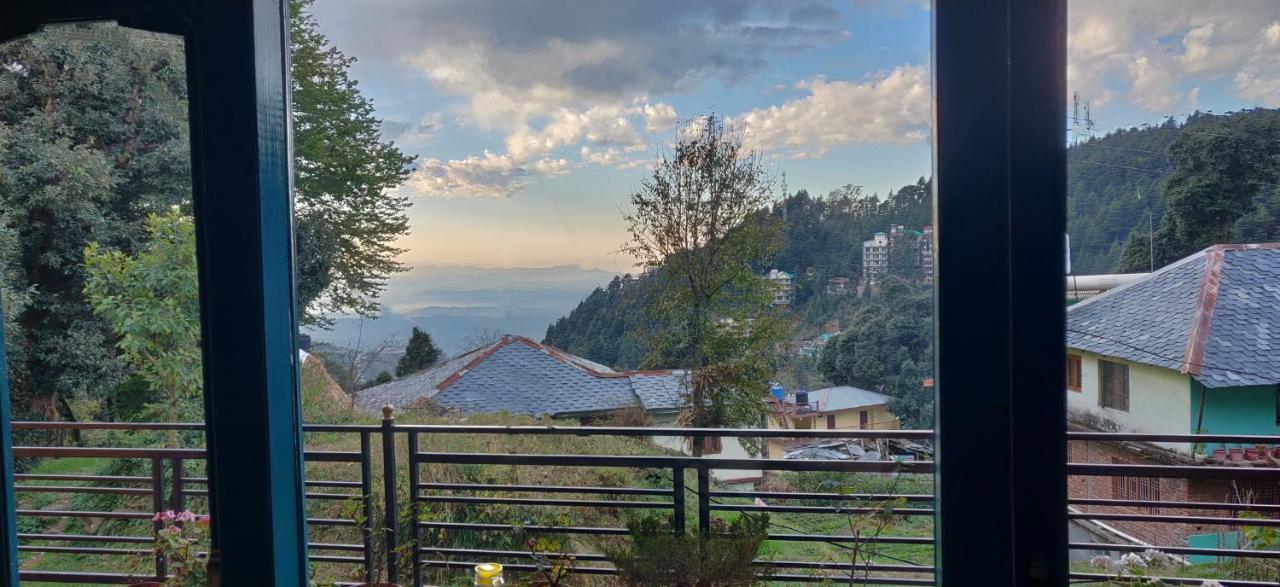White Rabbit Guest House Dharamshala Esterno foto